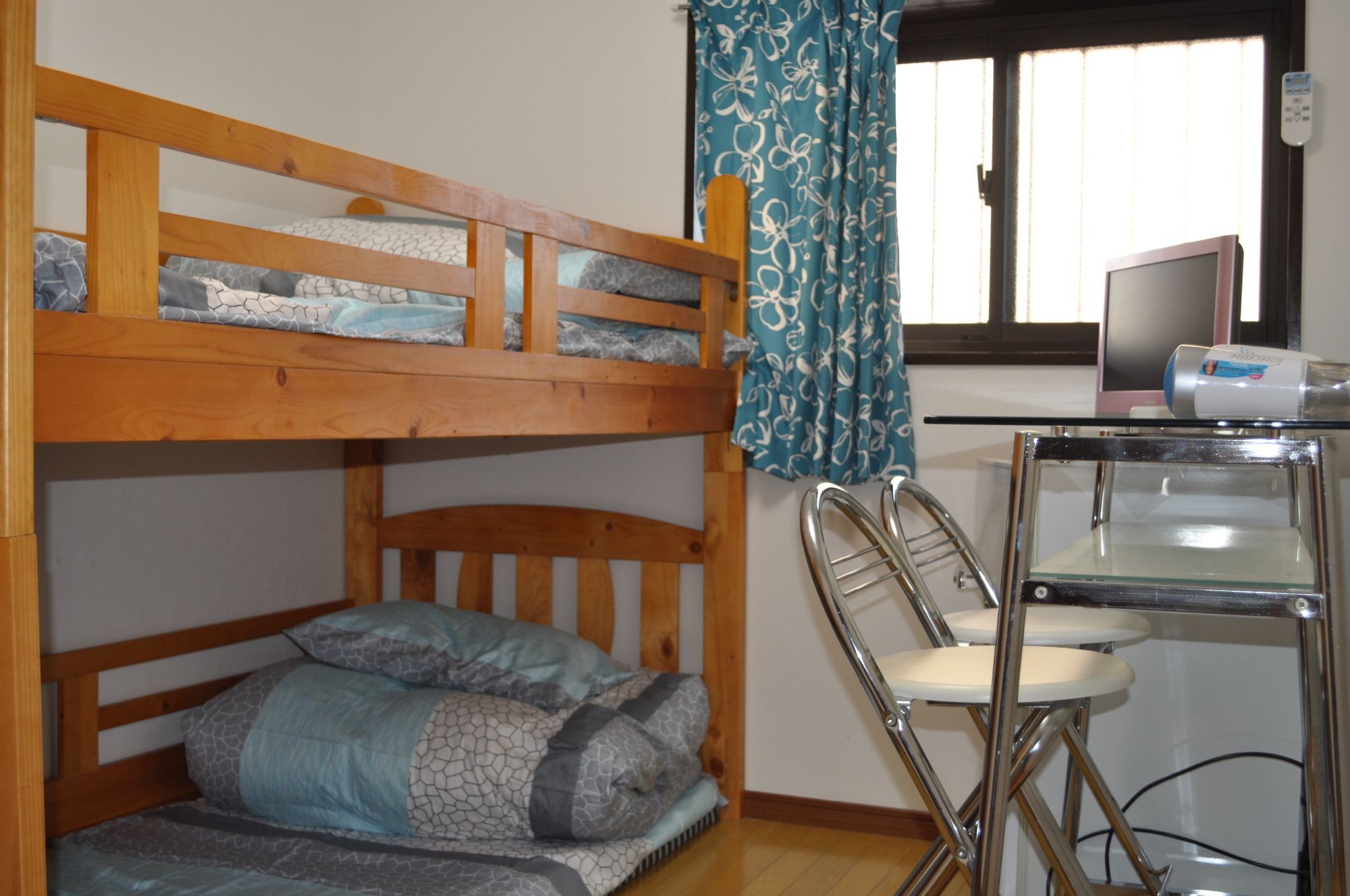 Ofu Jyoshi Kaikan 3rd Building Caters To Women Hotell